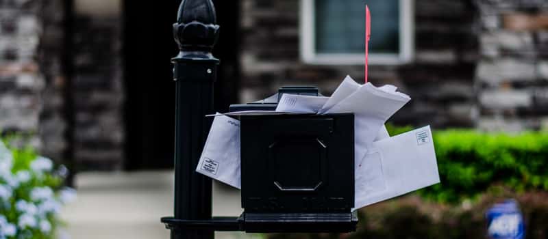 Isot sähköpostin liitteet voivat tukkia koko postilaatikon.
